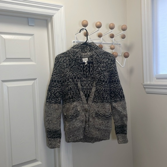 Wilfred Sweaters - Aritzia - Wilfred Free - Wool Alpaca Blend Cardigan Sweater - Grey / Black - XS